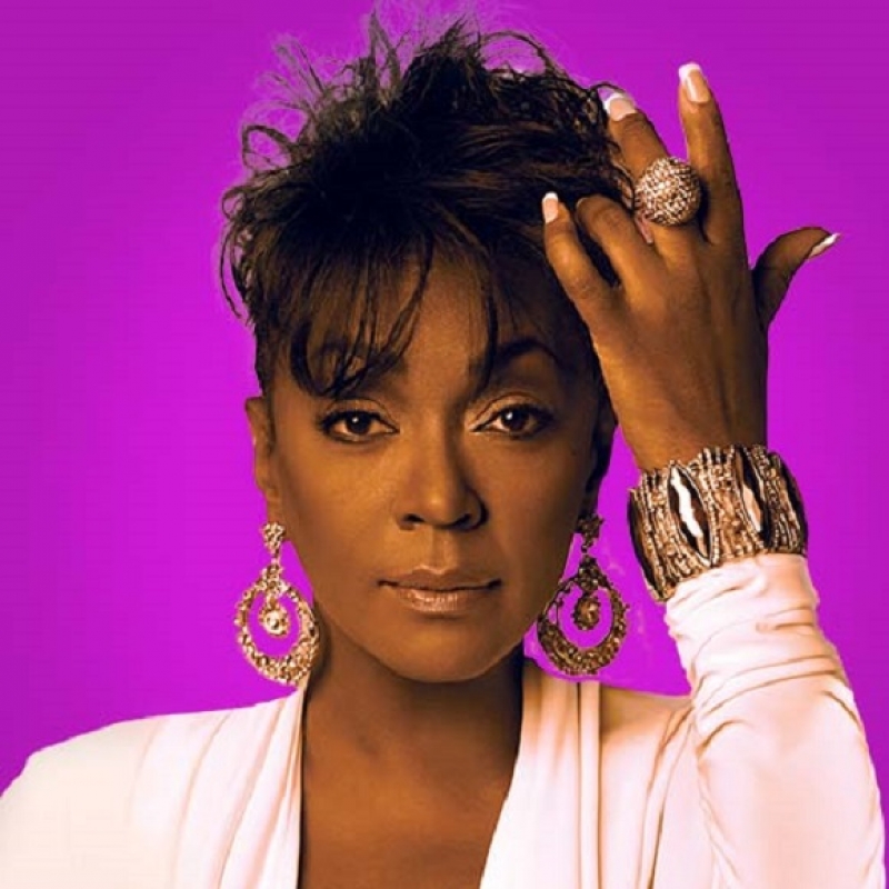 Anita Baker Image